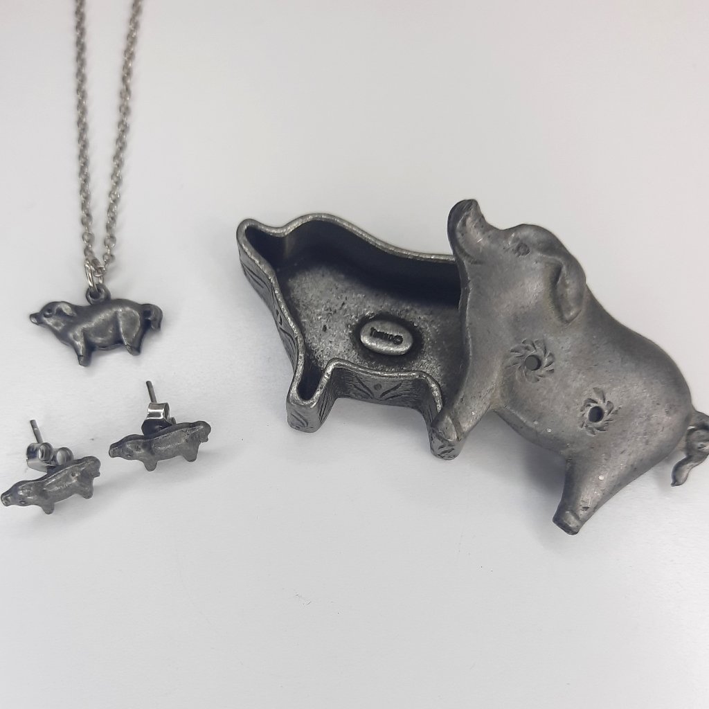 Vintage Pig 1970s Torino Jewelry Box Set Earrings & Necklace Pig Theme Farmhouse